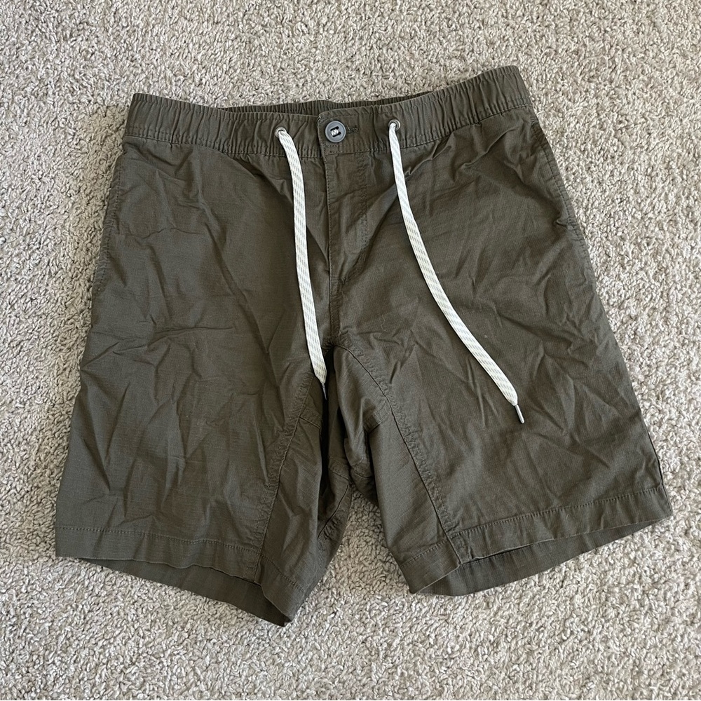 Vuori Ripstop Zip Pocket Shorts